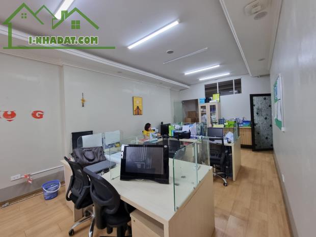 Bán toà nhà Văn phòng phố Việt Hưng, Long Biên, DT80m, 7 tầng, phù hợp làm VP Công ty. - 2