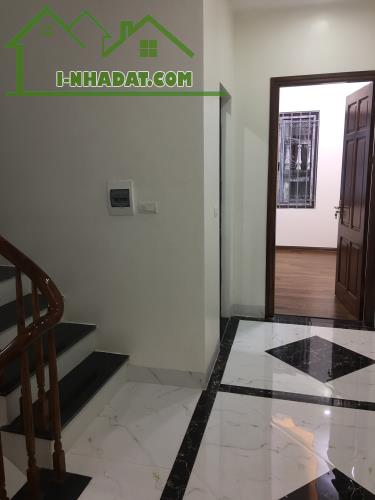 Bán gấp nhà phố Bạch Mai 64m2, 5 tầng, MT 3.3m, 5.5 tỷ - 1