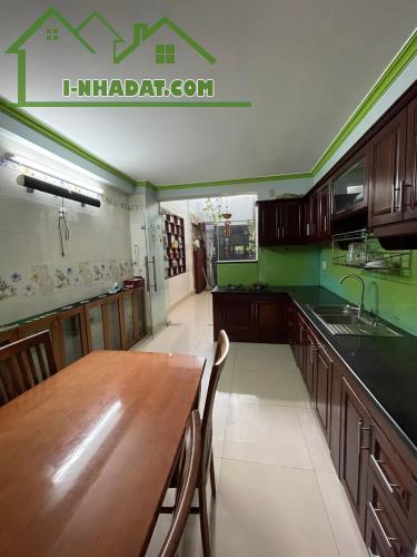 NHÀ ĐẸP HẺM 150 HUỲNH TẤN PHÁT 4 TẦNG , DTSD 120m2 ,TRÊN 4 TỶ - 2