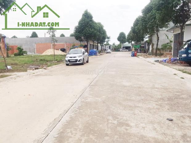 CHÍNH CHỦ SANG GẤP  CĂN NHÀ  GẦN  KCN MỸ PHƯỚC 3 ĐẤT SÁT QUỐC LỘ 13 - 2