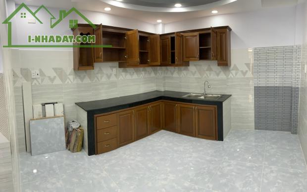 Nhà Hương Lộ 2 ngay bốn xã 4x13m đúc 4 tấm 15tr - 1