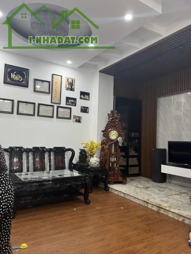 Bán biệt thự Vườn Lài, Tân Phú, 4 tầng, 10x18M ( 180M2 ), giá 19 tỷ ( TL) - 1