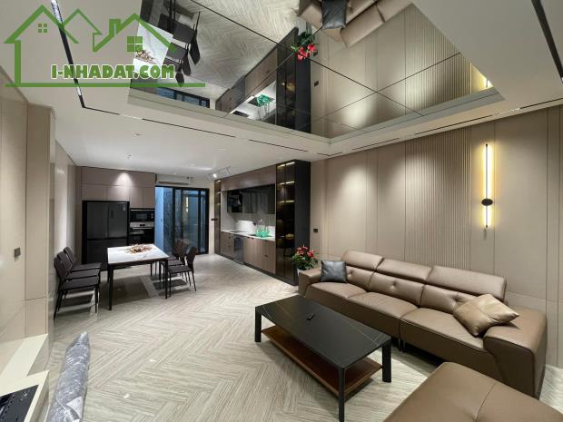 Bán nhà đường Hoàng Như Tiếp 65m2, 7 tầng, 5m MT, Giá 16.2 tỷ. Kinh doanh, Thang máy. - 1