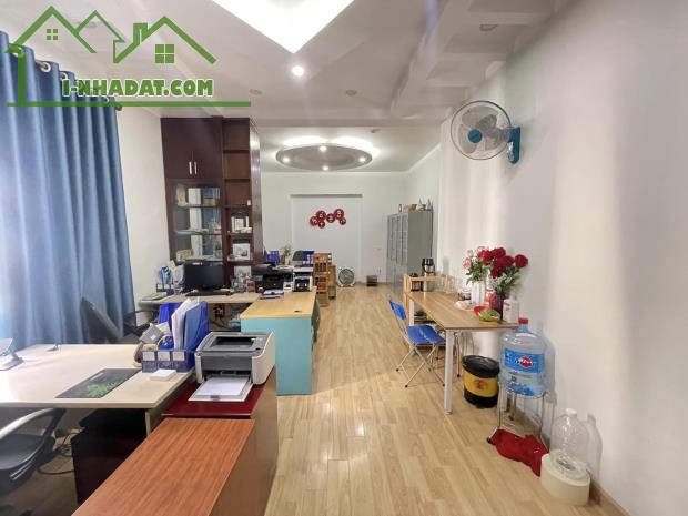 💥 Phân lô Trung Kính Đôi, Mạc Thái Tổ 80m2 4T, MT 8m, KD Đỉnh, Chỉ 26.2 tỷ 💥 - 1