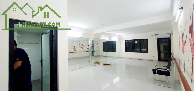 Mặt Phố Phạm Văn Đồng 70m2*6 Mặt Tiền 5m Vỉa Hè 2 Thoáng Ô Tô KD Giá 21 tỷ Lh 0824564222. - 1