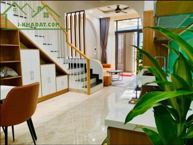 Q.Hải Châu – Vài bước chân ra Ông Ích Khiêm, DT 55m2, 3PN. Chỉ 3 tỷx - 1