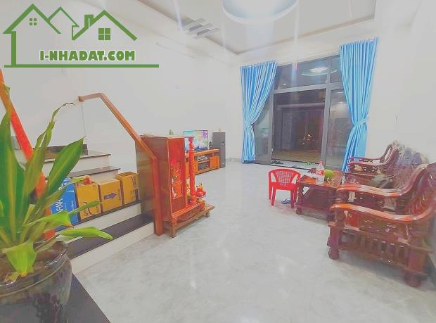 Vài bước chân ra Mặt Phố – Kiệt 3m đường Nguyễn Hoàng. DT 50m2 x 2 tầng, nhỉnh 3 tỷ