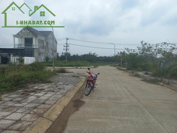 Hot! Bán lô đất thuộc khu dân cư Đồng Cũ xã Bình Long Bình Sơn Quảng Ngãi 250m2 - 2