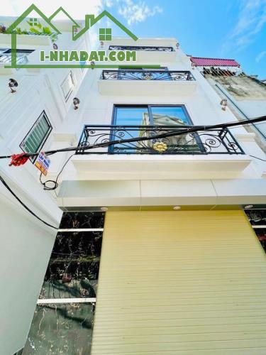 Mặt phố Phan Kế Bính Ba Đình 60m2 mặt tiền 4m 8 tầng thang máy – phân lô vỉa hè 24,5 tỷ .
