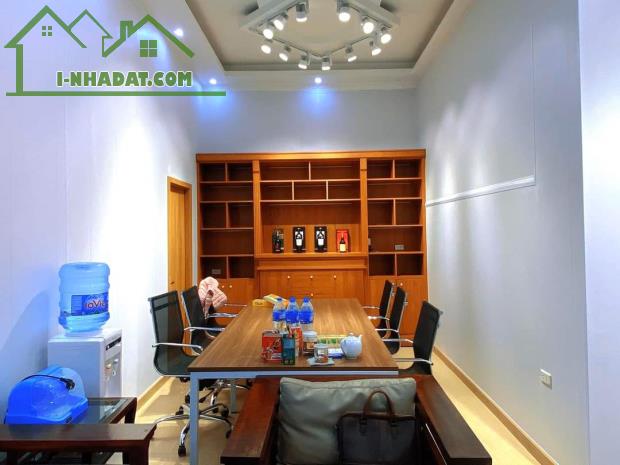NHÀ VÍP NGUYỄN CƠ THẠCH. ÔTÔ VÔ NHÀ.DT 146M. 4TẦNG. MT 13.5M. NHỈNH 37 TỶ.MỸ ĐÌNH. ĐANG C - 3