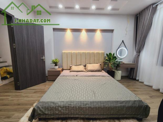 Bán Gấp Nhà Trường Chinh 35m×6T Gần ĐH Y 50m Ra Ô Tô Tránh. Nhỉnh 4 tỷ - 2