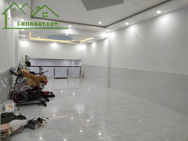 Nhà MTKD Tân Phú 150m2 5x30 Phú Thọ Hòa con đường tơ lụa chỉ 1 căn bán SHR, giá 20.3 tỷ TL - 1