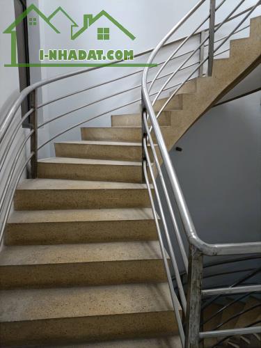 Bán nhà hẻm xe hơi đường Luỹ Bán Bích Tân Phú, 10.5x18, 200m2, 4 tầng, giá tốt 16 tỷ - 2