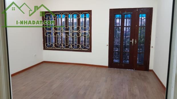 💥 Bán Nhà Mặt phố Kim Mã Thượng, Ba Đình, 82m2 4T MT 4m, Chỉ 25.9 Tỷ 💥 - 2