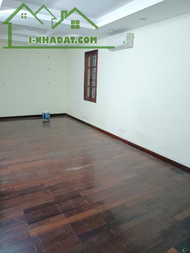 Cho thuê gấp Biệt thự Việt Hưng-Long Biên-200m * 3.5 tầng-28 triệu/tháng - 4