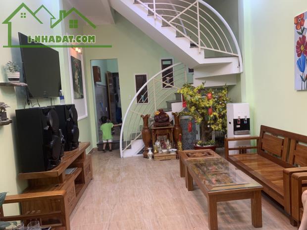 BÁN GẤP căn nhà kiệt Nguyễn Hoàng, 20m ra Oto, DT 45m2 x 2 tầng - chỉ 2tỷx