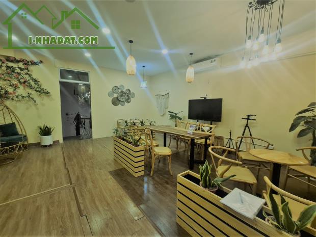 Bán Nhà Mặt phố Kim Mã Thượng, KD sầm uất, 116m2, MT rộng, Giá 36,5 tỷ.