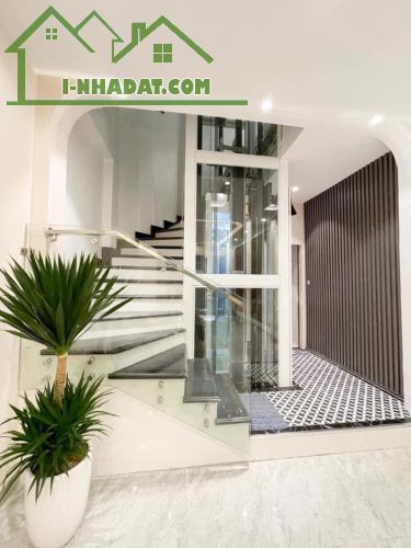Giá đã giảm sâu phố tôn thất Thiệp 38m, 6Tầng, 18.9 Tỷ, kinh doanh - 3
