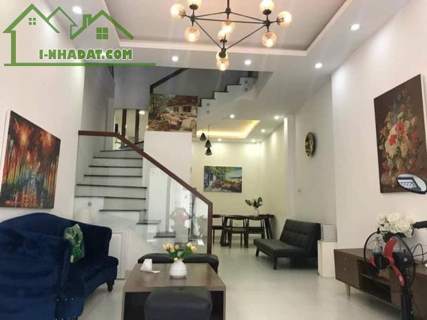 Bán nhà Lê Thanh Nghị cách ĐH Bách Khoa 100m, Dt 40m2 Mt 4m Giá 4,8 tỷ - 1