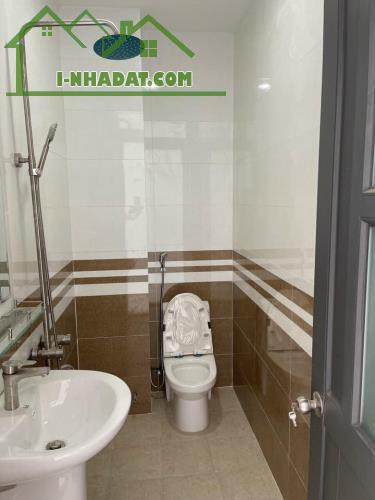 1 đời chủ gấp bán Hẻm xe tải, Nguyễn Thị Thập, quận 7, P.Phú Thuận, 113,5m2, nhỉnh 4 tỷ.