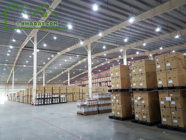 BÁN XƯỞNG 2 MẶT TIỀN 10.038M2 KCN TÂN ĐỨC, ĐỨC HOÀ, LONG AN