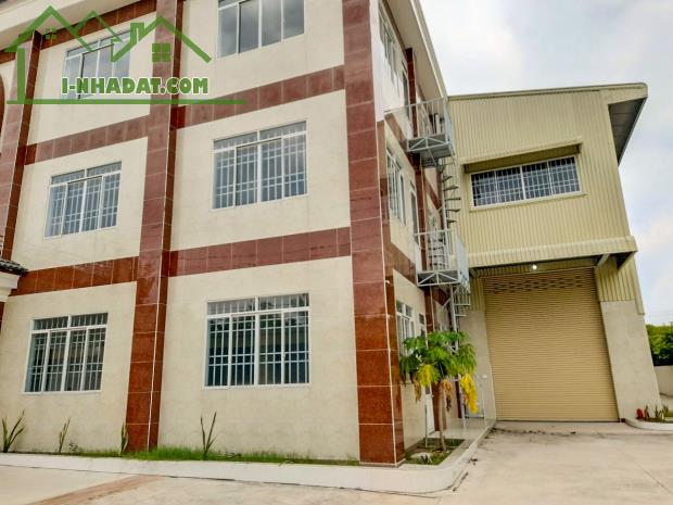 BÁN NHÀ XƯỞNG MỚI DTSD 6.300M2, XÂY 2 TẦNG KCN HẢI SƠN, ĐỨC HÒA, LONG AN - 3