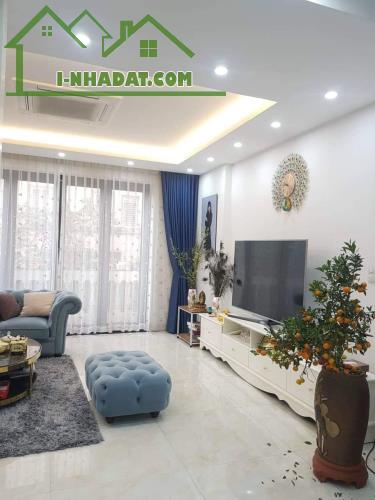 BÁN NHÀ 5 TẦNG THANG MÁY 70M2 PHỐ NGUYỄN VĂN CỪ, KINH DOANH, CHO THUÊ 40TR/TH. NHỈNH 13 TỶ - 1