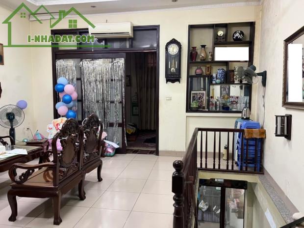 Nhà mặt phố Nguyễn An Ninh, 90m2, MT gần 6m, giá 20.5 tỷ, 0985868893