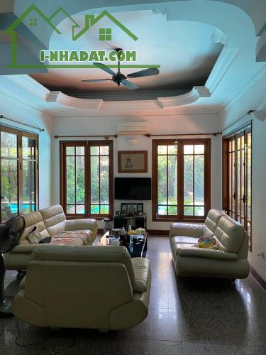 Biệt Thự Sân Vườn 225.6m2 Lô Góc, Khu Phân Lô - Ô tô tránh, Trung Tâm Quan Hoa - Cầu Giấy - 1