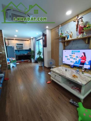 Phân Lô, Oto Tránh, Phố Nguyễn Phong Sắc DT60m2 , MT 4.21 Giá 13.5 Tỷ - 1