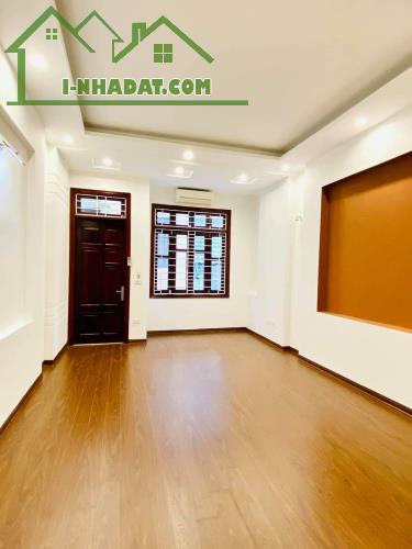 Bán nhà Phương Canh 38mx5t, mt 5m, gần phố, ô tô, ở sướng, Nội Thất Đầy Đủ, nhỉnh 3 tỷ. - 1