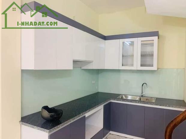 Bán nhà Ngõ 178 phố Tây Sơn, diện tích 45m2 x5 tầng, mặt tiền 4m, Giá 5,2 tỷ - 2