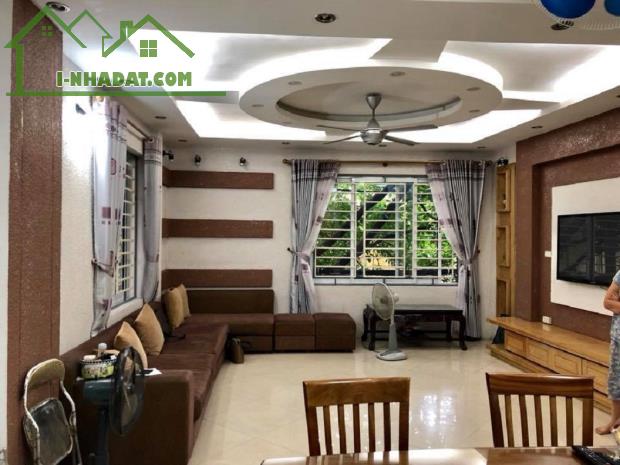 CỰC RẺ BÁN GẤP NHÀ 4 TẦNG 42M2, Ô TÔ, NGÕ 66 PHỐ NGỌC LÂM – LONG BIÊN. CHỈ 5.4 TỶ - 1