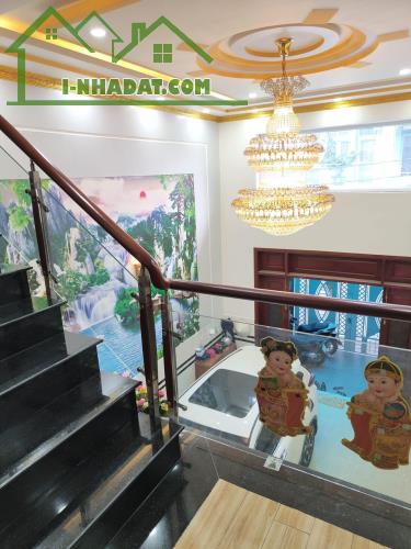 Nhà 6 lầu mặt tiền Trần Thánh Tông, 100m2, ngang 5m, thang máy, KD cực hot, 16 tỷ. - 2