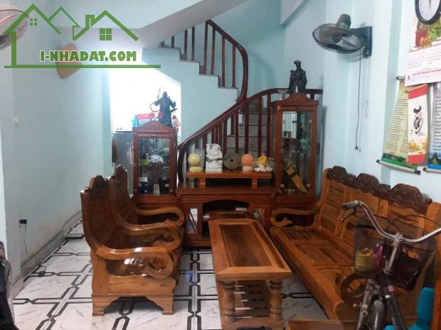Bán nhà 4 tầng diện tích 39m2 mặt tiền 4m, Đường Nguyễn Tuân, Giá 4,4 tỷ, Lh 0886631856