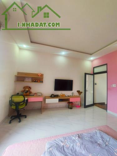 Nhà mới Lý Tự Trọng - Gần Tòa Nhà Hành Chính, 2mặt kiệt-Nở Hậu, 68m2, chỉ 3tỷ x - 1