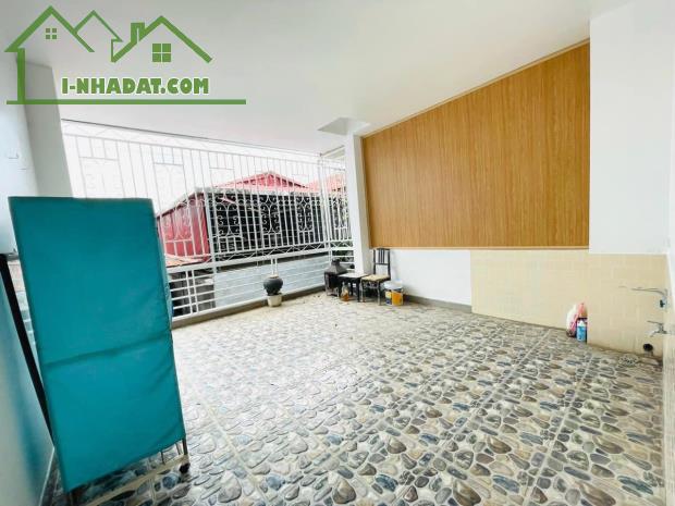 Nhà đẹp ở ngay Đào Tấn 5 Tầng 43m2 Gần phố, Ngõ thông, Ảnh thật 6,2 Tỷ - 1