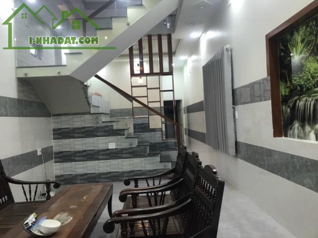 Bán nhà 1 trệt 1 lầu, KTDC p Quang Vinh, Biên Hòa. 80 m2 shr thổ cư chỉ 5,7 tỷ
