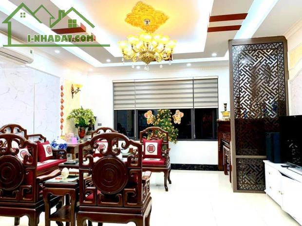 KHU PHÂN LÔ PHỐ HUỲNH THÚC KHÁNG, NGUYÊN HỒNG DT50m2- THANG MÁY, MẶT TIỀN ĐẸP - 2