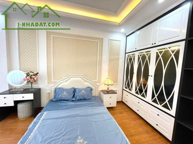 Ô tô đỗ cửa, Yên Bình, Hà Đông, Dt 46m, Giá 2.95 tỷ , kd  0373512466 - 2