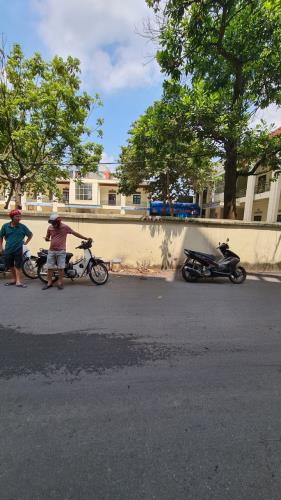 VÔ CÙNG CẦN BÁN LÁN XƯỞNG, CỔ CHÂU 130M ,ĐƯỜNG ÔTÔ TRÁNH CHỈ 3.65 TỶ. - 1