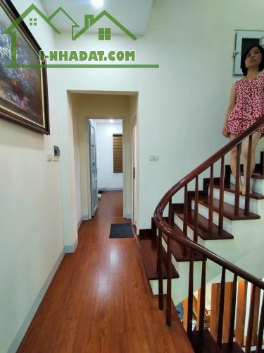 Bán nhà chủ tự xây Mật ( Việt Hưng ) Long Biên 36m 4 tầng 2.9 tỷ tặng hết nội thất - 2