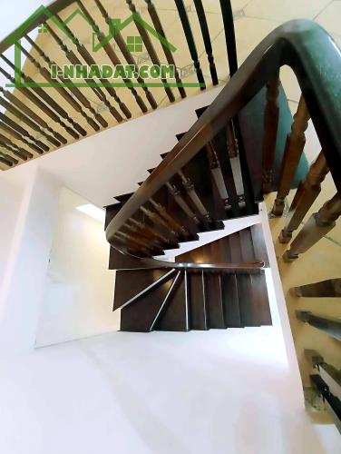 Bán Nguyễn Khang cầu Giấy. 30m x5t,mt 5m. gía 5,25 tỷ. - 1
