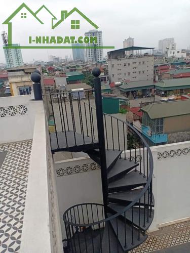 NHÀ NGUYỄN ĐỨC CẢNH, 90M2, 5 TẦNG, MT5M, NGÕ THÔNG, Ô TÔ VÀO NHÀ, 10 TỶ