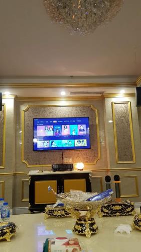 Siêu phẩm Hàng Muối Hoàn Kiếm hai mặt phố 65m2 mt5m 35 tỷ .