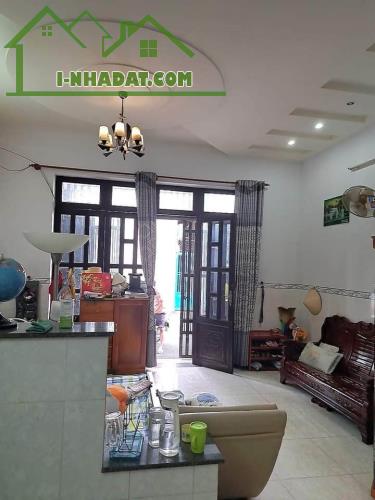 HÓC MÔN-Cần Bán Gấp Nhà HXH, Vị Trí Đẹp, 94M2 Giảm Sâu Còn 3 tỷ 400 TL.