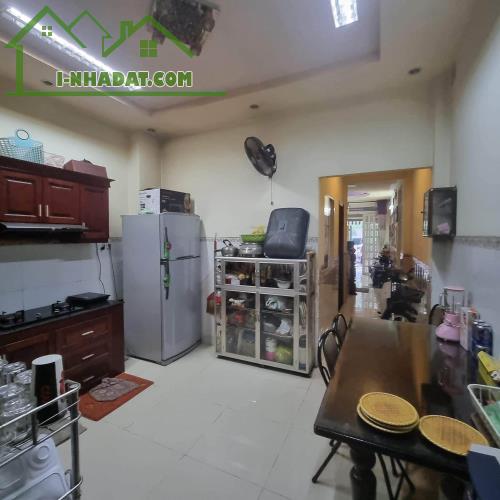 HÓC MÔN-Cần Bán Gấp Nhà HXH, Vị Trí Đẹp, 94M2 Giảm Sâu Còn 3 tỷ 400 TL. - 1