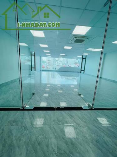 💥 Bán Tòa Văn Phòng Mặt phố Đội Cấn, Ba Đình 240m2 12T, MT 6.5m, Chỉ 150 Tỷ 💥
