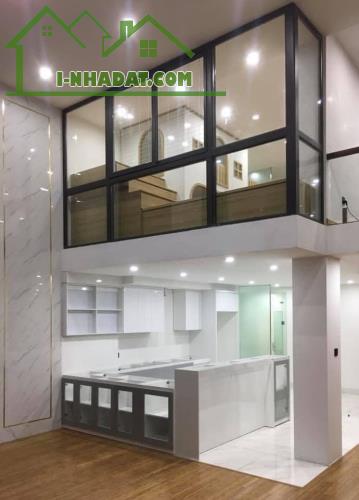 💥 Bán Tòa Apartment Phố Lương Thế Vinh, Ô tô, 150m2 9T, MT 9m, 30 Phòng, Chỉ 45 Tỷ 💥 - 1