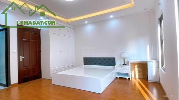 Bán nhà khu Vip Ái Mộ - Bồ Đề 72m2 x 5m MT x 6, Giá 15.6 tỷ, thang máy, ô tô, kinh doanh. - 1